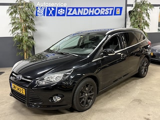 Ford Focus Wagon 1.6 TI-VCT Titanium // Stoel en voorruit verwarming