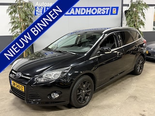 Ford Focus Wagon 1.6 TI-VCT Titanium // Stoel en voorruit verwarming