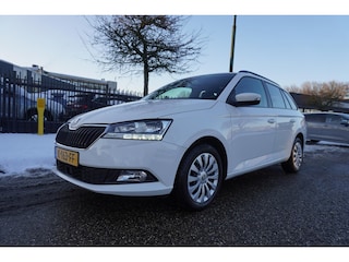 Skoda Fabia Combi 1.0 TSI Greentech 95pk Ambition Trekhaak AIRCO