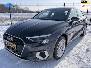 Audi A3 Sportback 30 TFSI Advanced edition | Sport Stoelen | Carplay | PDC | 1e Eigenaar