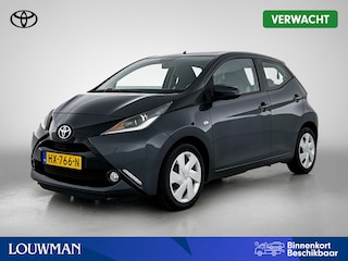 Toyota Aygo 1.0 VVT-i x-play | 1e Eigenaar | NIEUW GELEVERD | Camera | Multimedia | Airco | Metallic |