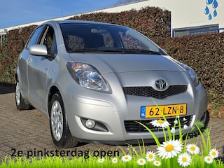 Toyota Yaris 1.3 VVTi AUT, Navigatie! Trekhaak! Dealer ond! Zondag OPEN!