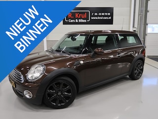 Mini Clubman One 1.4 Clubman Sportstoelen Airco-ecc Navigatie Black Pack Sportvelgen hoogglans zwart Parrot Hot-Chocolate metallic Nette staat