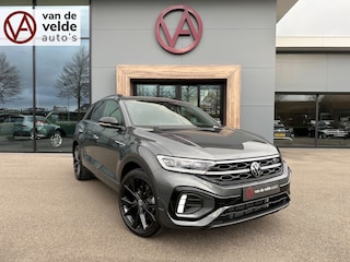 Volkswagen T-Roc 1.5 TSI 150pk R-Line | Black style | Camera | Trekhaak | Dode hoek | Keyless | Rijklaar incl. verlengde garantie