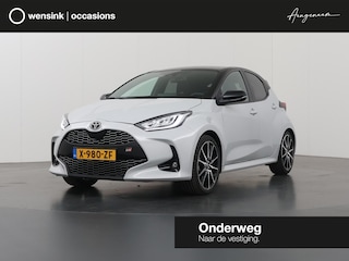 Toyota Yaris 1.5 Hybrid GR Sport | Navigatie | Parkeercamera | Stoelverwarming | Head-Up | Keyless Go |