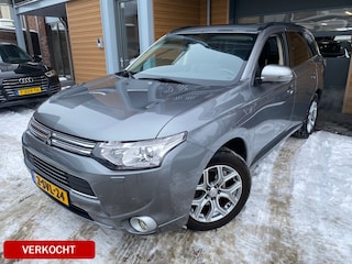 Mitsubishi Outlander 2.0 PHEV Instyle | Leder | Schuifdak | Trekhaak
