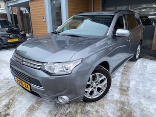 Mitsubishi Outlander 2.0 PHEV Instyle | Leder | Schuifdak | Trekhaak