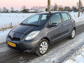 Toyota Yaris 1.3 VVTi Dynamic AUT 5Drs APK 10-2026