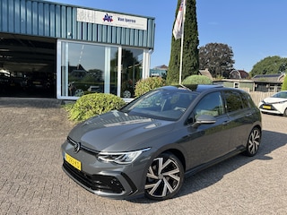 Volkswagen Golf 1.5 TSI R-Line