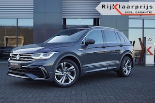 Volkswagen Tiguan 1.5 TSI DSG R-Line / Leer /elekt. stoelen/ Panodak / IQ Led Matrix / Camera/ App-Connect