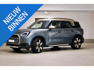 Mini Countryman 1.5 C Favoured XL | Leer | Memory seats