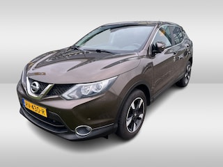 Nissan Qashqai 1.2 Connect Edition / Trekhaak / Panoramadak / 360Camera / 18'' / Keyless / Navigatie / Getint glas / DAB / Cruise Control