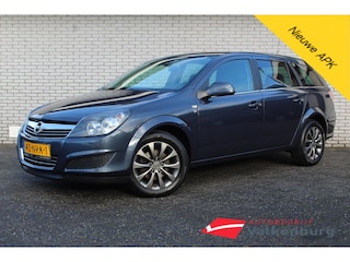 Opel Astra 1.6 111 years Edition | Trekhaak | Cruise | PDC