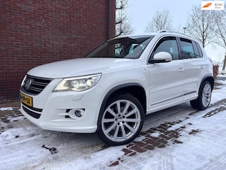 Volkswagen Tiguan 2.0 TSI R-Line Sport&Style 4Motion Panoramadak!