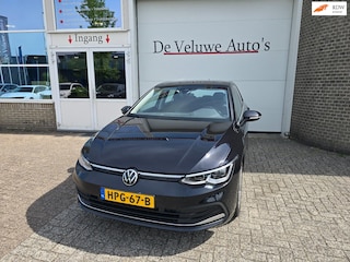 Volkswagen Golf 1.5 eTSI Style dab camera navi massage stoel