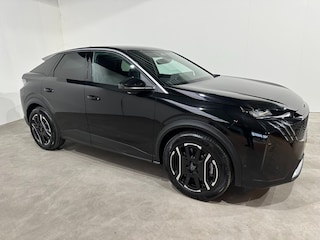 Peugeot 3008 Allure, camera 360, afn. trekhaak, 19 inch, Navigatie,Warmtepomp