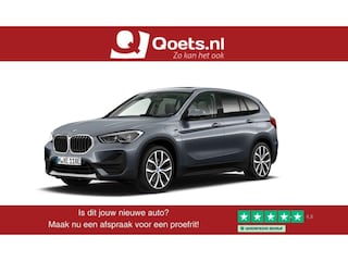 BMW X1 xDrive25e High Executive Panoramadak - Comfort Access - Active Cruise Control - Sportstoelen - Elektrisch verwarmde voorstoelen - Harman Kardon - Head up - Stuurwielrand verwarmd - Comfort Access -