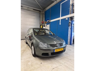 Volkswagen Golf 1.6 FSI Comfortline NAP