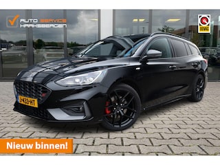 Ford Focus Wagon 1.5 EcoBoost ST Line | Pano | ACC | B&O |