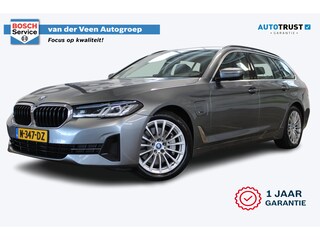 BMW 5-serie Touring 530e Business Edition Plus | Incl. 12 maanden garantie | Cruise control | Climate control | Stoelverwarming | Memory seats | Luxe lederen zetels | Apple carplay/Android auto |