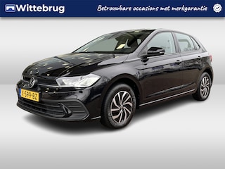 Volkswagen Polo 1.0 TSI Life / Navigatie / Parkeersensoren V+A / Climate control / Draadloze telefoonlader