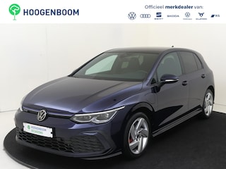 Volkswagen Golf 1.4 eHybrid GTE | SoH 95% | Stoel- en stuurwielverwarming | Navigatie | Adaptieve cruise control | Achteruitrijcamera | 3-zone airco | CarPlay | Sfeerverlichting |