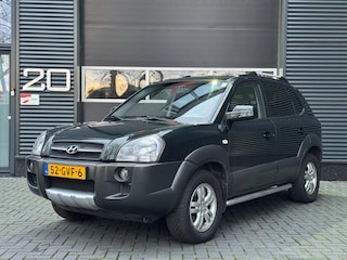 Hyundai Tucson 2.0i Style Cross | AIRCO | CRUISE | CAMERA | PDC | TREKHAAK | STOELVERWARMING | NETTE AUTO