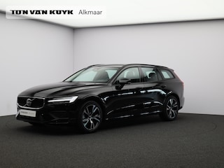 Volvo V60 2.0 B4 Essential Edition / Adaptive Cruise / Climate Pack / BLIS / Pilot Assist / 18" Wielen / Park Assist Achter+Voor /