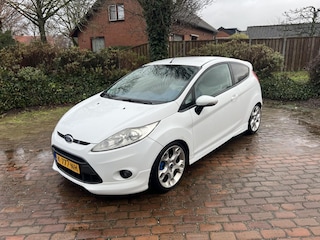 Ford Fiesta 1.6 Sport Leder| Stoelverwarming