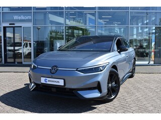 Volkswagen ID.7 Tourer Pro Business | TREKHAAK | BLACK PACK | IQ LIGHT | NAVIGATIE | AUTOMATISCHE STOELEN | SFEERVERLICHTING | STOEL + STUURVERW.