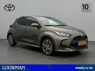Toyota Yaris 1.5 Hybrid 130 Executive | Demo | Camera | Stoelverwarming | Parkeersensoren | Dodehoek Ass. | LM velgen | Cruise Control Adaptief | Climate Control | Draadloze telefoonlader | Demo