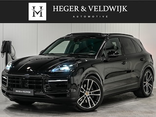 Porsche Cayenne 3.0 E-Hybrid · Sport chrono · Panorama dak · Adaptive cruise · 360 Camera · Keyless · Luchtvering · Bose sound · Memory seats · Ambiance · Trekhaak