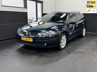 Renault Laguna Grand Tour 3.0 V6 Privilège | Automaat | Keyless | Zeer netjes | Top onderhouden | Zeldzaam | Uniek | Youngtimer