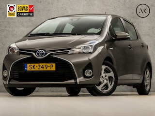 Toyota Yaris 1.5 Hybrid Sport Automaat (NAVIGATIE, CLIMATE, CAMERA, STOELVERWARMING, SPORTSTOELEN, BLUETOOTH, TREKHAAK, LM VELGEN, NIEUWE APK, NIEUWSTAAT)