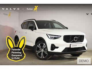 Volvo XC40 B4 211PK Automaat Plus Dark / Extra getint glas / Microtech/Nubuck / Camera achter