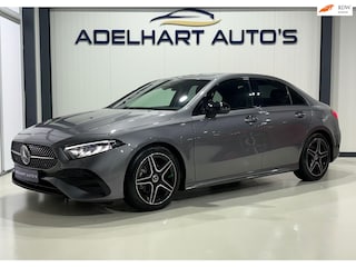 Mercedes-Benz A-klasse 200 AMG Line Automaat Night Pakket / Navigatie full Map / Cruise Control / Climate Control /etc...