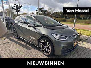 Volkswagen ID.3 First Plus 58 kWh | 204 PK | SoH 90% | Automaat | Achteruitrijcamera |  Apple Carplay/Android Auto | Navigatie Full Map | Cruise Control Adaptief Met Stop&Go | Lichtmetalen Velgen 19" | Stuur Verwarming | Stoel Verwarming |