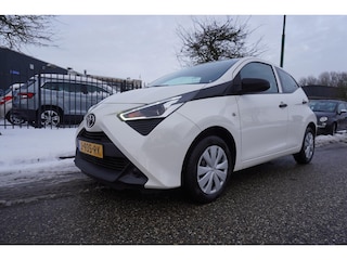 Toyota Aygo 1.0 VVT-i 72pk 5D x-fun Airco Mooi 57.396 KM