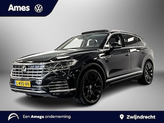 Volkswagen Touareg 3.0 340pk TSi eHybrid Elegance 4MOTION Trekhaak (elektrisch uitklapbare trekhaak) | Achteruitrijcamera (Rear View) | Voorstoelen verwarmbaar