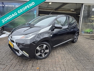 Toyota Aygo 1.0 VVT-i x-clusiv | 2E EIGENAAR | 12MND GARANTIE | AIRCO | KEYLESS | CAMERA |