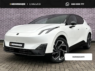 Lynk & Co 02 More BEV | Adaptive Cruise Control | Panoramadak | Harman Kardon-luidsprekers | 360 gr. camera | Stoel/Stuurverwarming | Apple CarPlay/Android Auto | Tot 445 km elektrisch bereik | Elektrisch verstelbare voorstoelen met geheugen