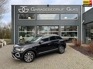 Volkswagen T-Roc 1.5 TSI Style camera- stoel en stuurverwarming
