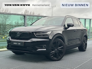 Volvo XC40 Recharge P8 AWD R-Design / Pano. dak / Trekhaak / Black Edition / Elek. verstelbare stoelen / Voorstoelen verwarmd / 360 camera / Harman Kardon / Leder / Keyless /