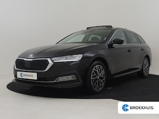 Skoda Octavia Combi 1.4 TSI iV PHEV Business Edition Plus 204pk | Panorama dak | Head up display | Canton audio | Elektrische stoelen met geheugen | Dodehoekdetectie | Stoelen ventilatie | 18"LMV