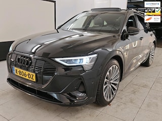 Audi E-tron 55 quatro S-LINE l B&O l SFEER l PANO l KEYLESS l TREKHAAK l CAMERA l CARPLAY l ACC l LANE l ORG.NL l 1e EIG