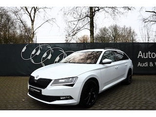 Skoda Superb Combi 1.5 TSI |Sportline|Black Optik|Trekhaak|Stoelverwarming|Automaat|