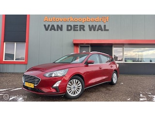 Ford Focus Wagon 1.0 EcoBoost Titanium Business
