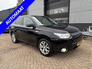 Mitsubishi Outlander 2.0 PHEV Instyle LEER | NAVI | TREKHAAK | CLIMA | SPORTVELGEN |