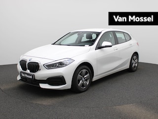 BMW 118iA | Automaat | Apple Carplay/Android Auto | Cruise Control | Climate Control | Stoelverwarming | Lichtmetalen Velgen |