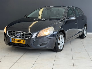 Volvo V60 2.0 D3 Navi Clima PDC